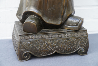 A pair of large Chinese bronze nodding-head figures for the Vietnamese market, 19th C.